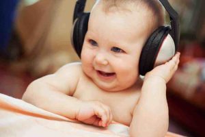 What Are the Early Signs of Apraxia? How to Overcome It?